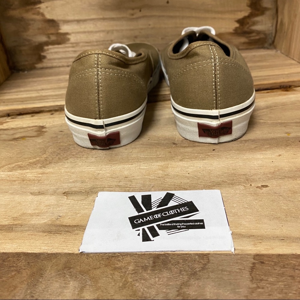 Vans - Picture 4 of 7